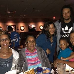 Meet your Posher, Desi